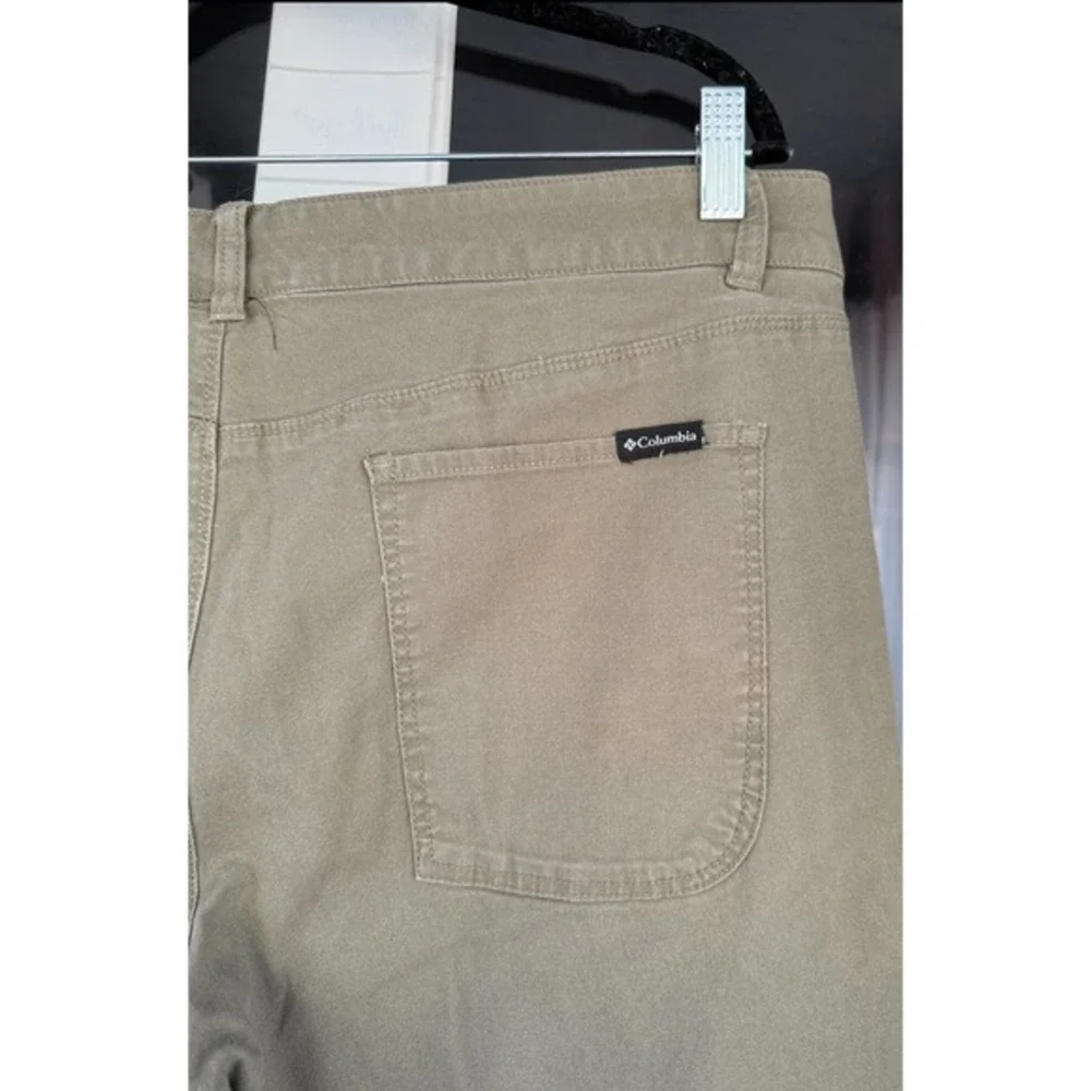 Columbia Active‎ Fit Men's Khaki Straight Leg Casual Pants Size 34W 32L